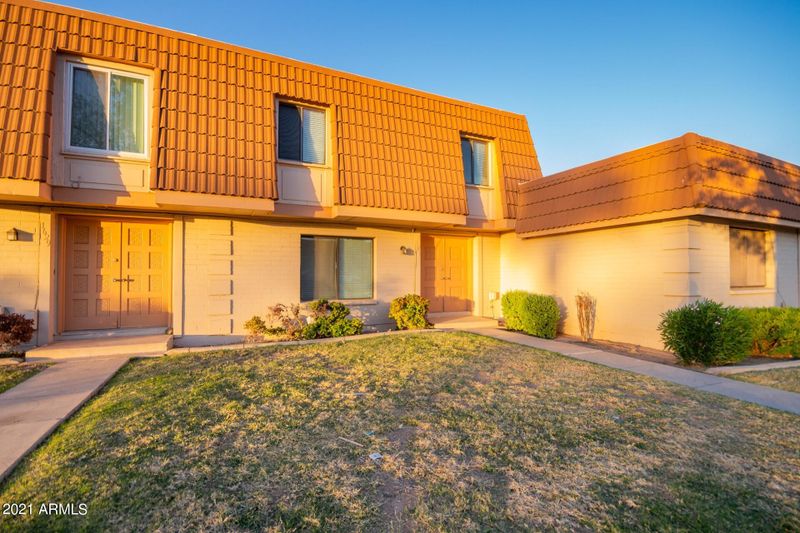 1631 E Donner Dr, Tempe, AZ 85282