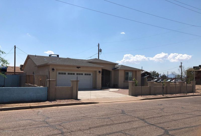1631 E Wood St, Phoenix, AZ 85040