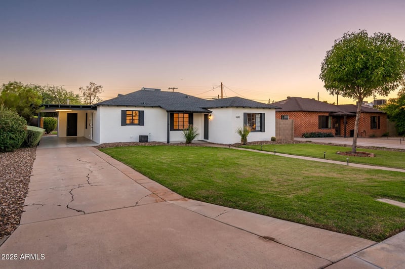 1631 Earll Dr, Phoenix, AZ 85015