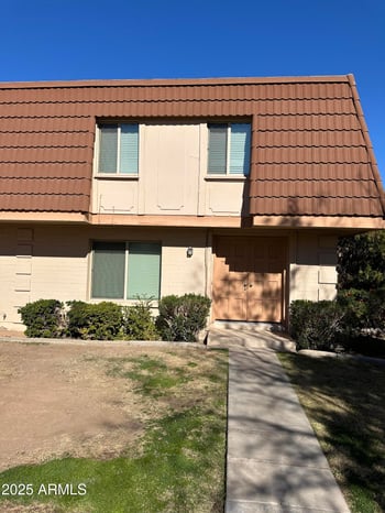 1631 Logan Dr, Tempe, AZ 85282