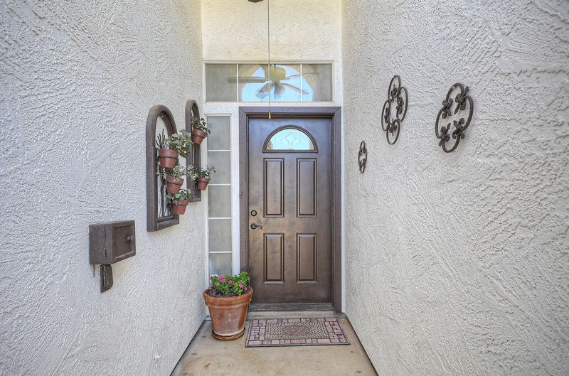 1631 W Maddock Rd, Phoenix, AZ 85086