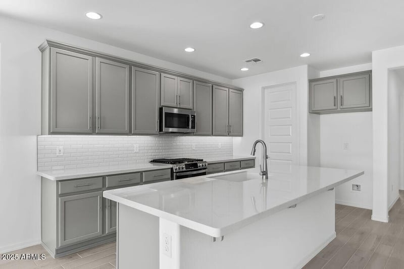 16316 182nd Dr, Goodyear, AZ 85338