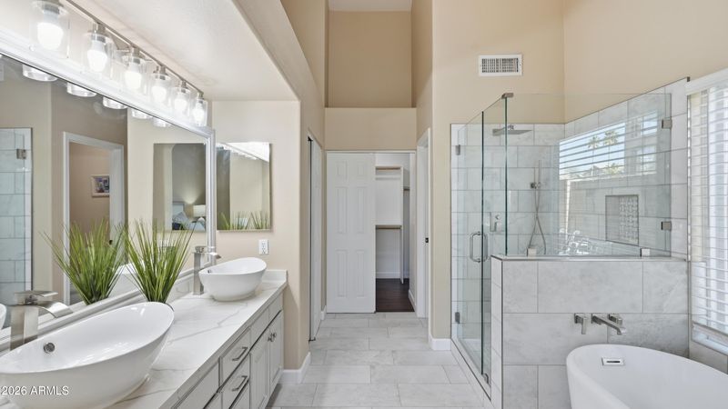 1632 E Saltsage Dr, Phoenix, AZ 85048