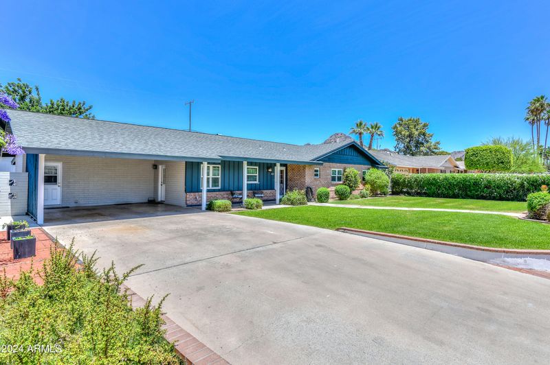 1632 E Tuckey Ln, Phoenix, AZ 85016