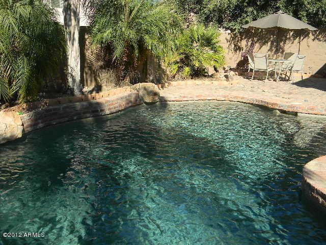 1632 E Vernoa St, San Tan Valley, AZ 85140