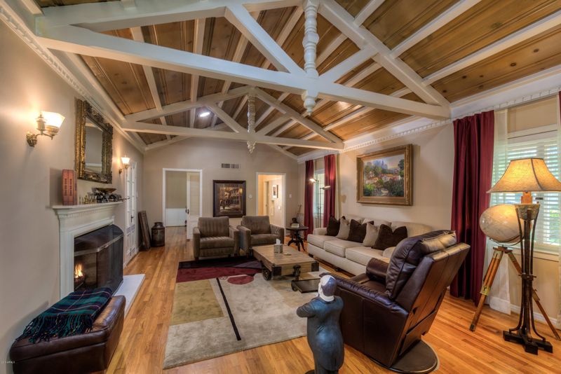 1632 Palmcroft Way SW, Phoenix, AZ 85007