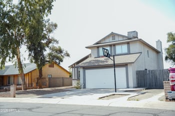 1632 Saint Charles Ave, Phoenix, AZ 85042