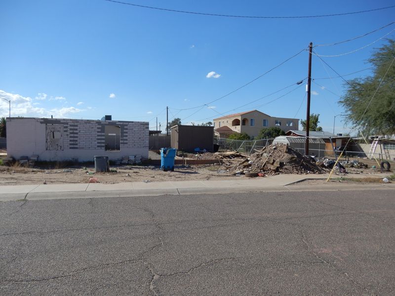 1632 W Apache St #82, Phoenix, AZ 85007