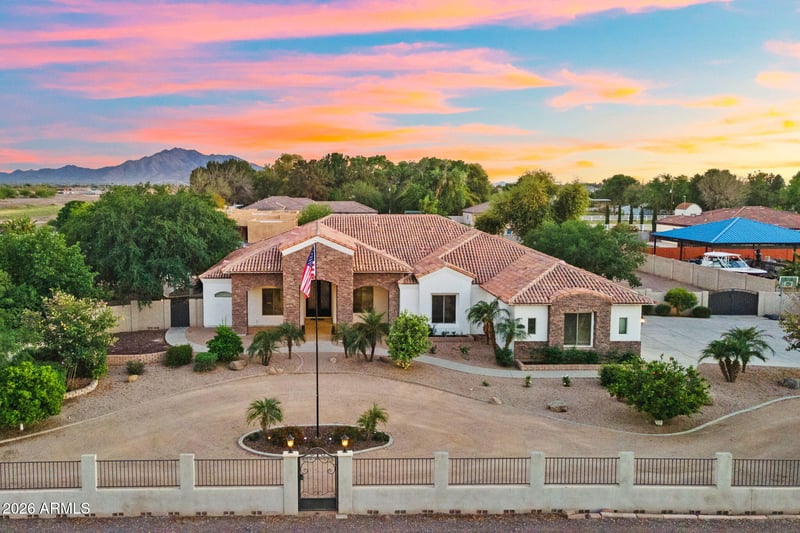 16325 E Magnolia Dr, Gilbert, AZ 85298