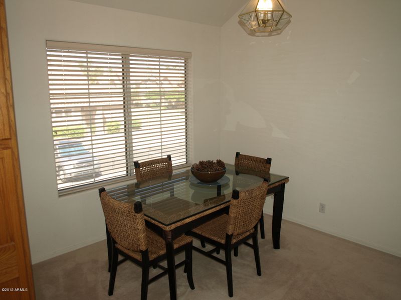 1633 E Lakeside Dr #128, Gilbert, AZ 85234
