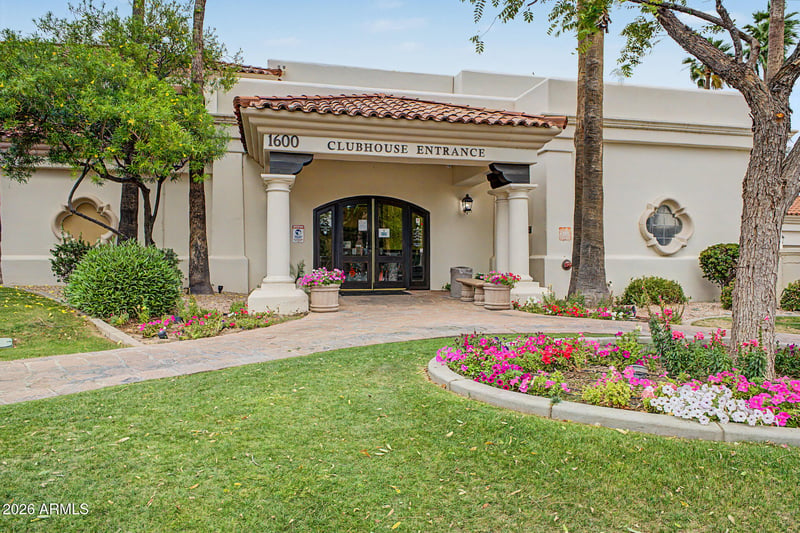 1633 E Lakeside Dr #58, Gilbert, AZ 85234