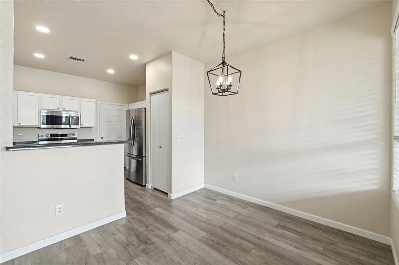 1633 E Lakeside Dr #63, Gilbert, AZ 85234