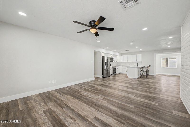 1633 E Wesleyan Dr, Tempe, AZ 85282