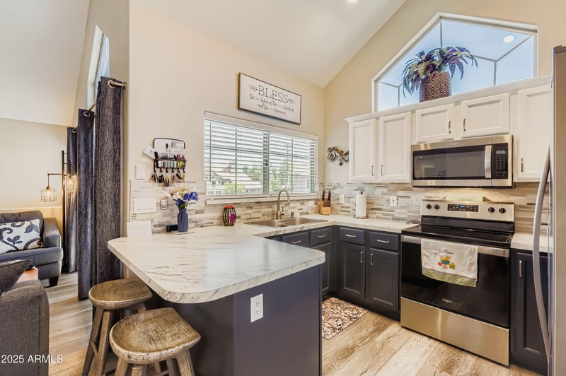 1633 Lakeside Dr #108, Gilbert, AZ 85234