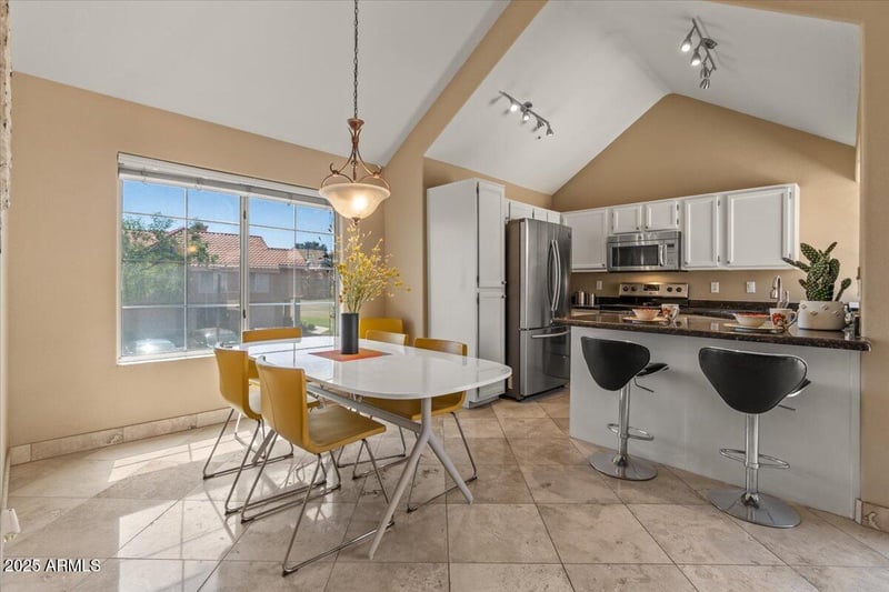 1633 Lakeside Dr #167, Gilbert, AZ 85234