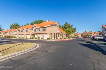 1633 Lakeside Dr #67, Gilbert, AZ 85234