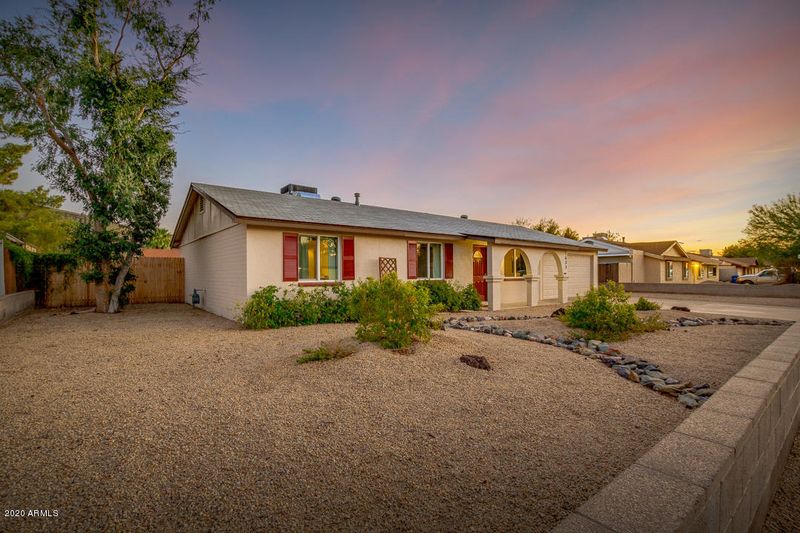 1633 W Voltaire Ave, Phoenix, AZ 85029