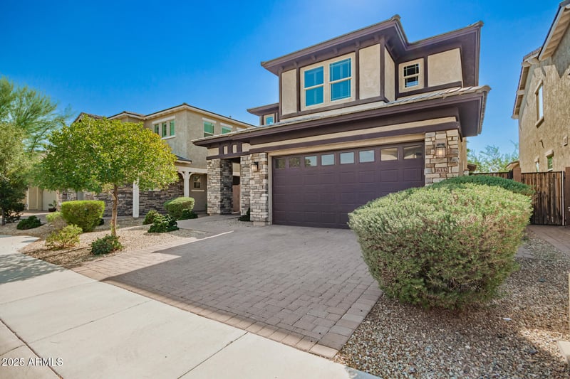16332 2nd Dr, Phoenix, AZ 85023