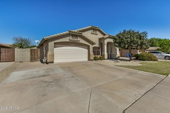 1634 Carla Vista Dr, Gilbert, AZ 85295