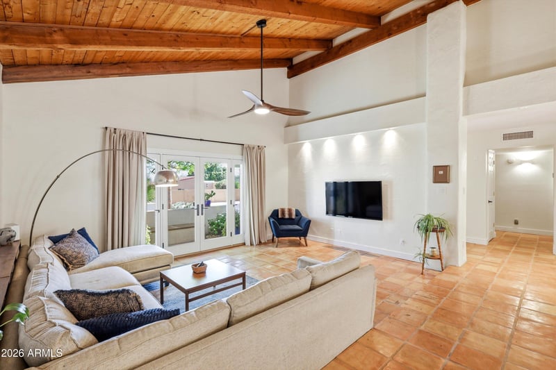 1634 E Echo Ln, Phoenix, AZ 85020