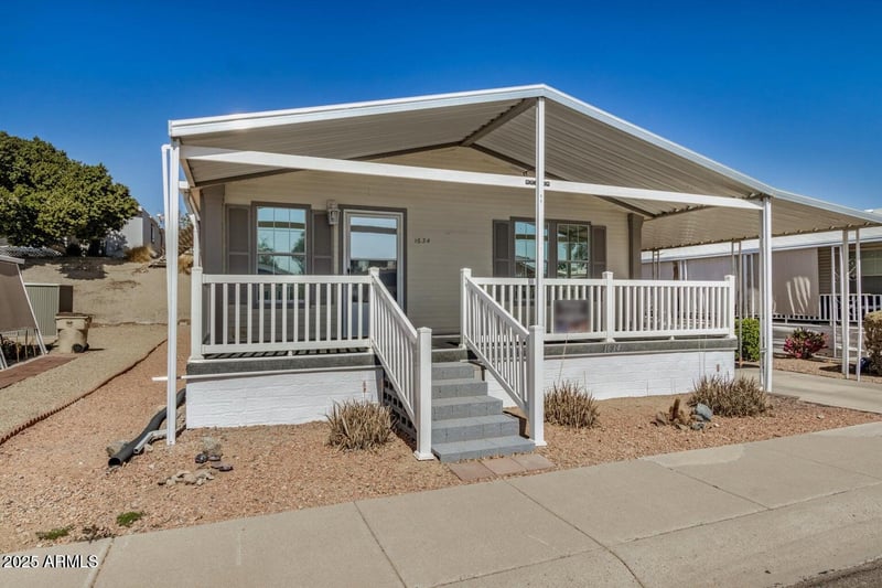1634 Michelle Dr, Phoenix, AZ 85022