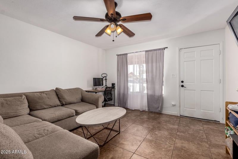 1634 Villa Rita Dr, Phoenix, AZ 85023