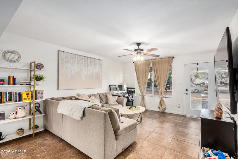 1634 Villa Rita Dr, Phoenix, AZ 85023