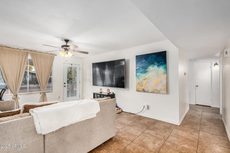 1634 Villa Rita Dr, Phoenix, AZ 85023