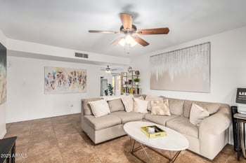 1634 Villa Rita Dr, Phoenix, AZ 85023