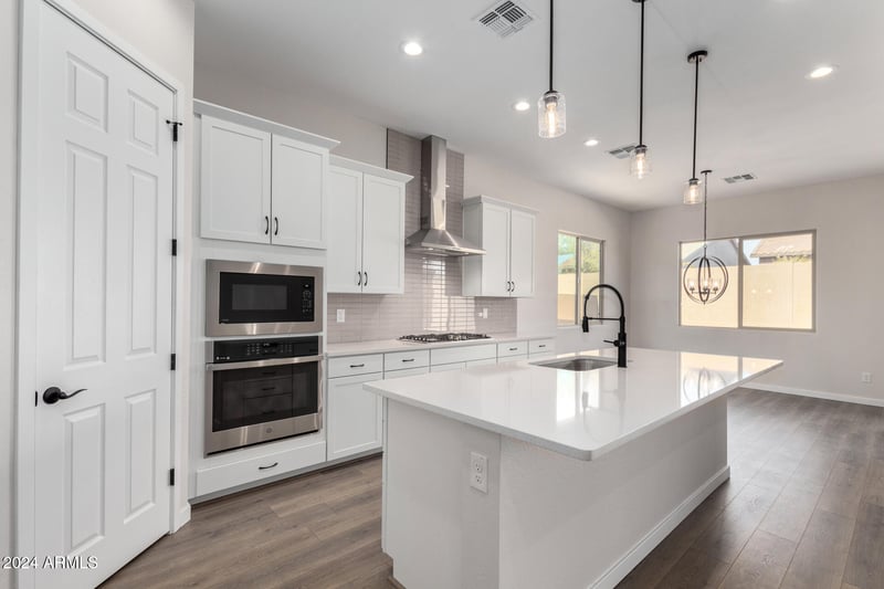 16348 Avenida Del Sol --, Surprise, AZ 85387