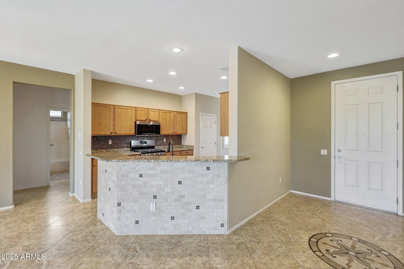 16348 Badger Pass Ln, Surprise, AZ 85387