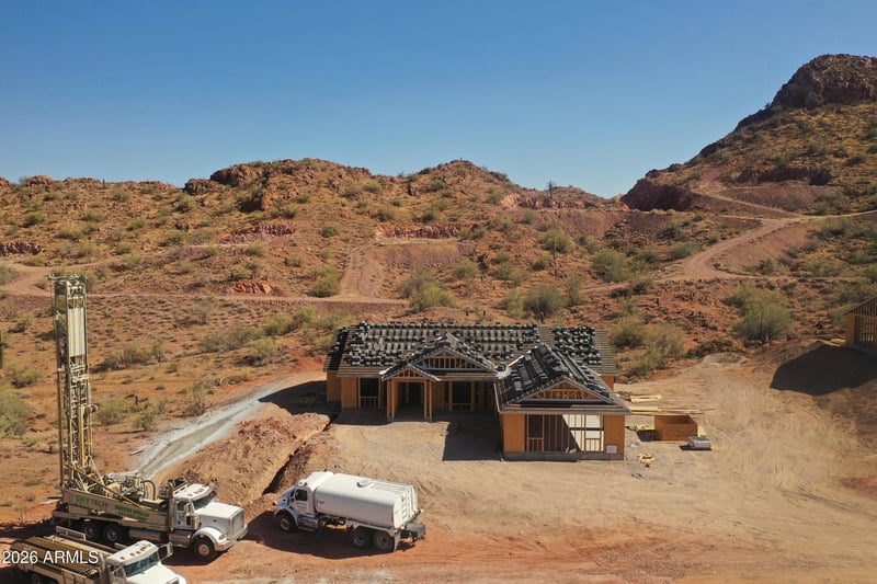 1635 Arrowhead Ln, San Tan Valley, AZ 85144