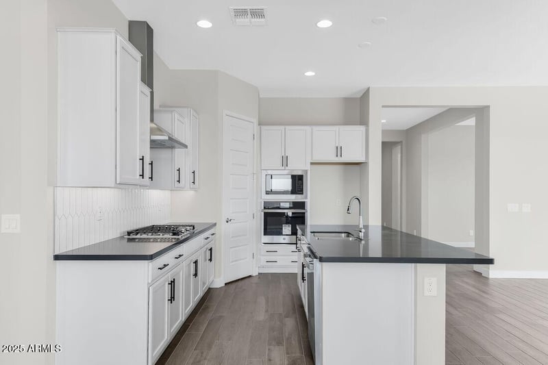 16356 182nd Ave, Goodyear, AZ 85338