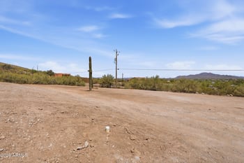 1636 Donatello Dr, Phoenix, AZ 85086
