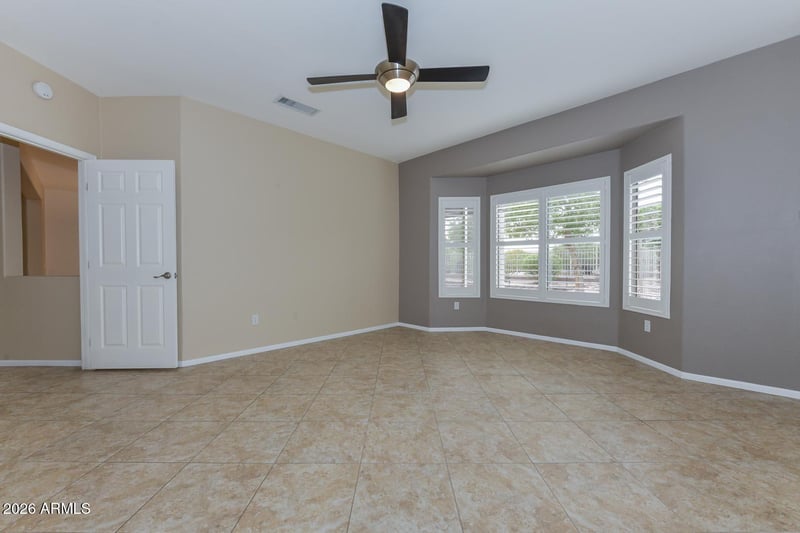 16361 Willow Creek Ln, Surprise, AZ 85374
