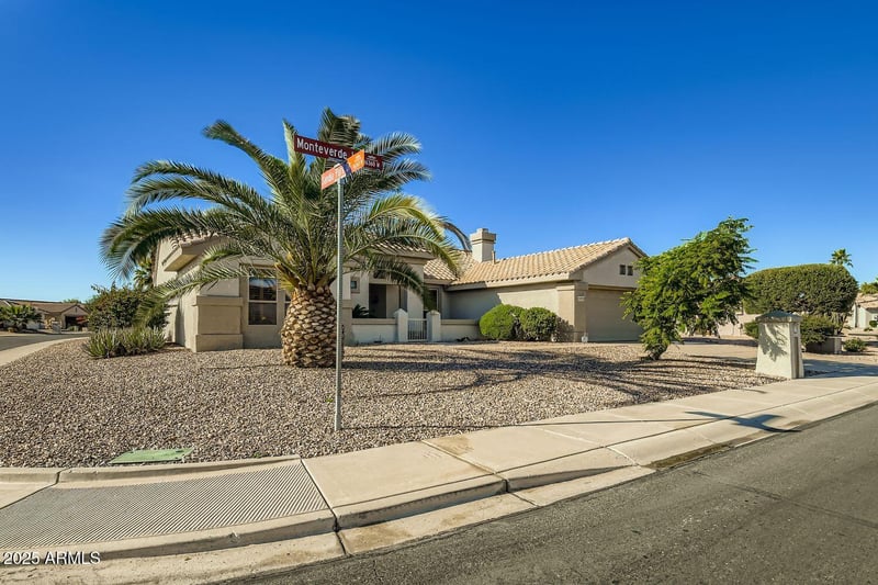 16365 Monteverde Ln, Surprise, AZ 85374