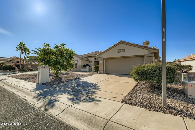 16365 Monteverde Ln, Surprise, AZ 85374