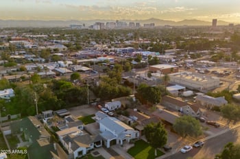 1637 Earll Dr, Phoenix, AZ 85016