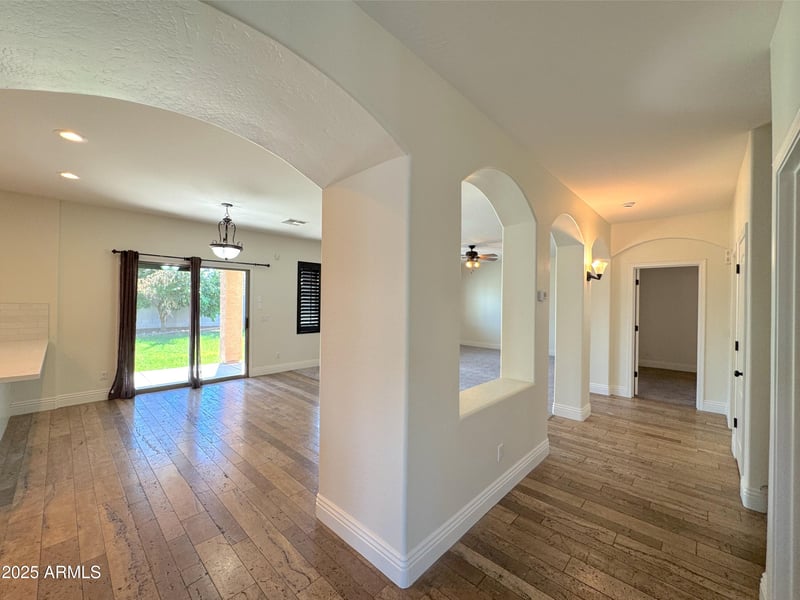 1637 Green Tree Dr, San Tan Valley, AZ 85144