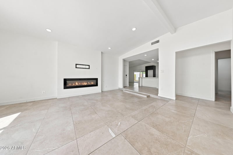 1637 N Sunset Dr, Tempe, AZ 85288