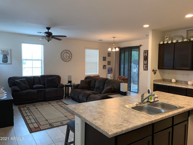 1637 S Desert View Pl, Apache Junction, AZ 85120