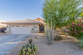 16373 Paradise Ln, Surprise, AZ 85388