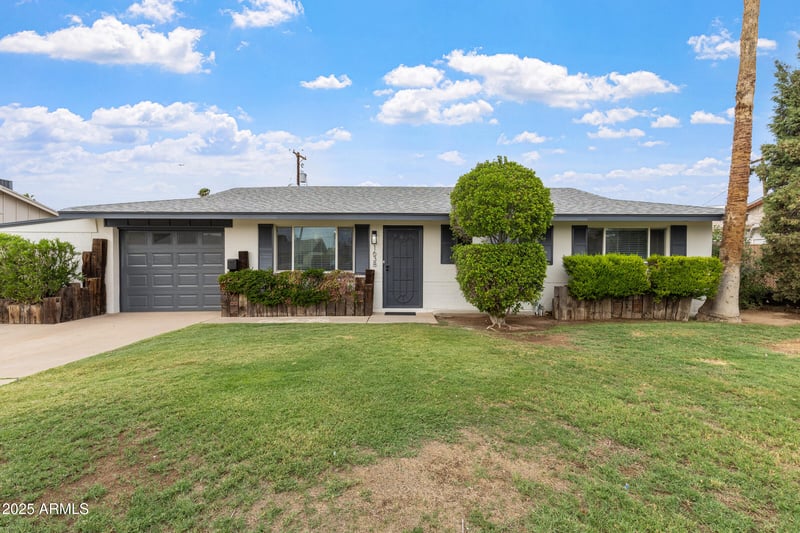 1638 Bedford St, Mesa, AZ 85201