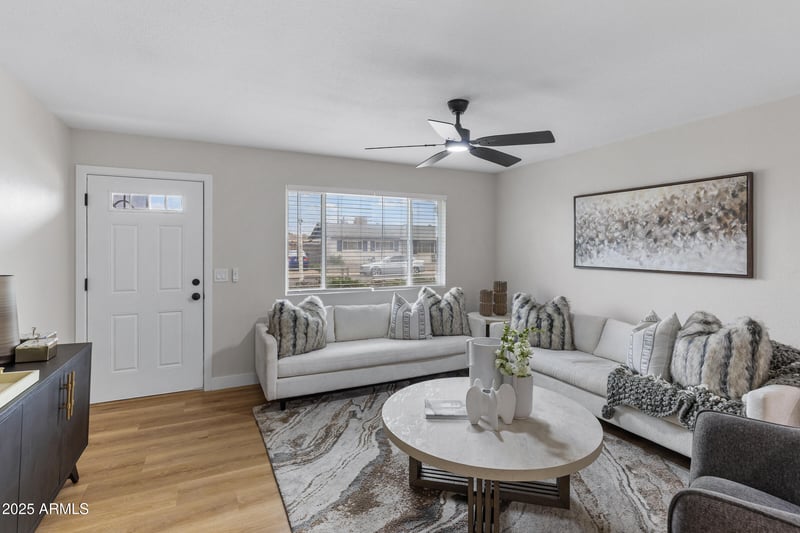 1638 Bedford St, Mesa, AZ 85201