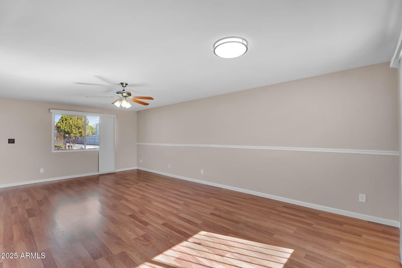 1638 Donner Dr, Tempe, AZ 85282