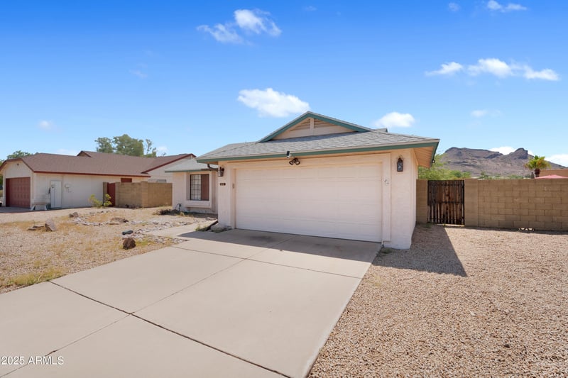 1639 Aire Libre Ave, Phoenix, AZ 85022