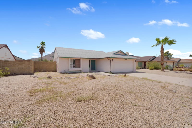 1639 Aire Libre Ave, Phoenix, AZ 85022