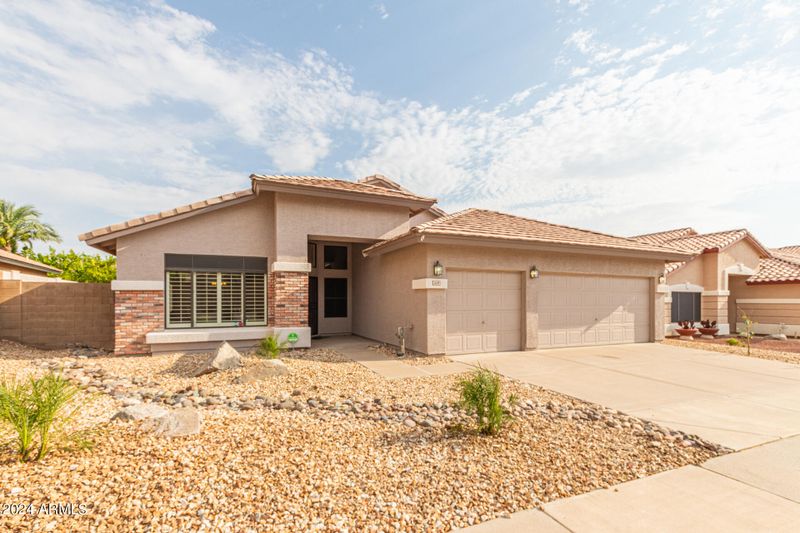 1639 E Mohawk Ln, Phoenix, AZ 85024