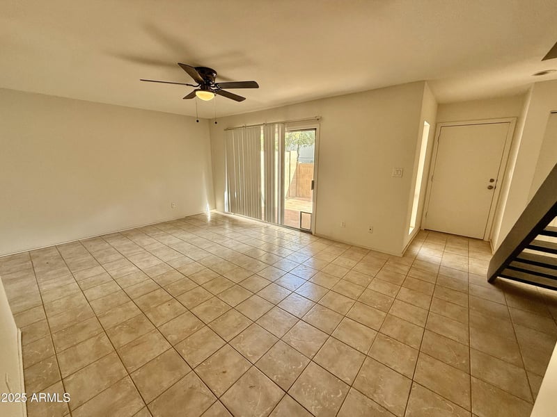 1639 Village Way, Tempe, AZ 85282