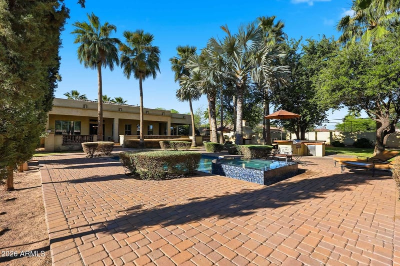 16394 Hilton Ave, Goodyear, AZ 85338